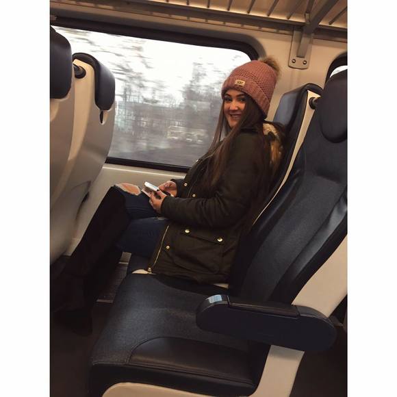 Meet your Posher, Leah - Picture 1 of 1